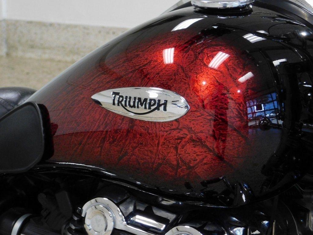 Triumph Thunderbird ABS  2012