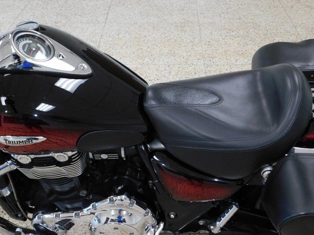 Triumph Thunderbird ABS  2012