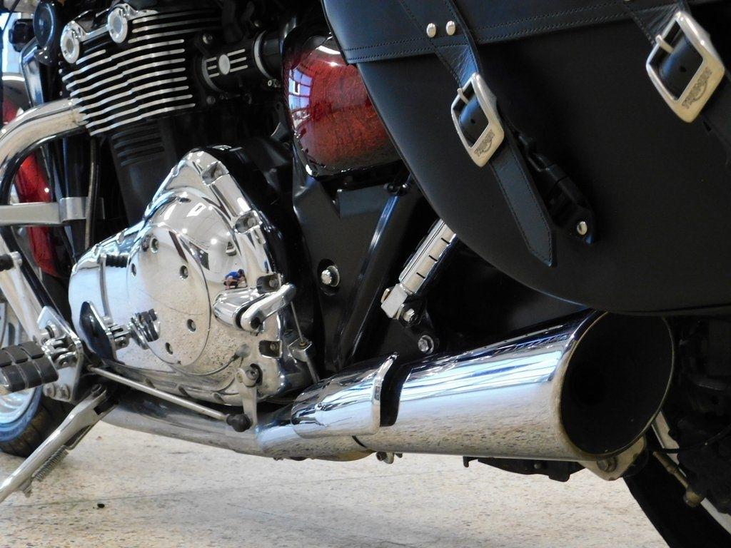 Triumph Thunderbird ABS  2012