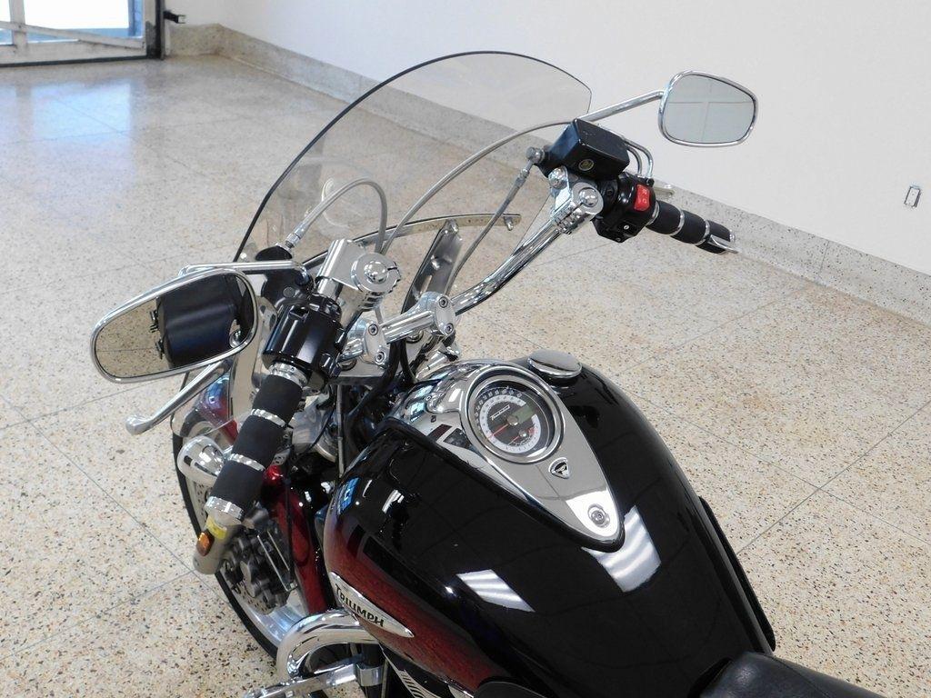 Triumph Thunderbird ABS  2012