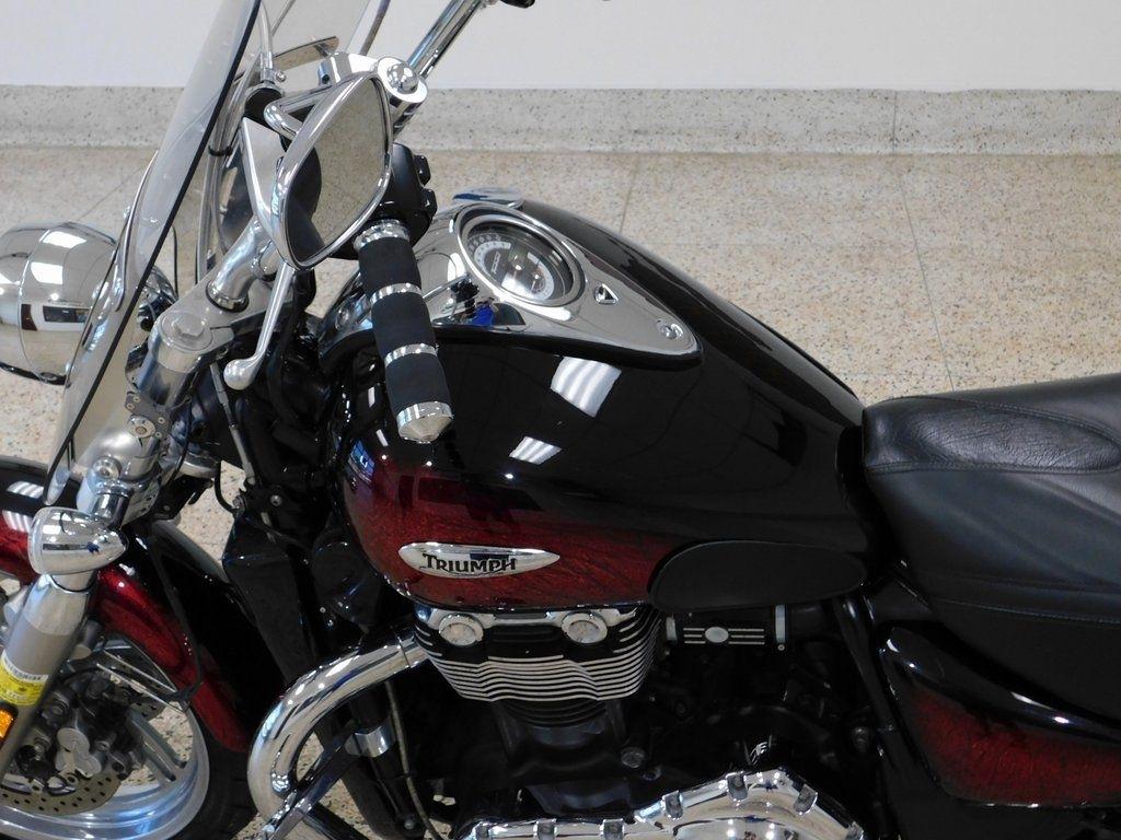 Triumph Thunderbird ABS  2012