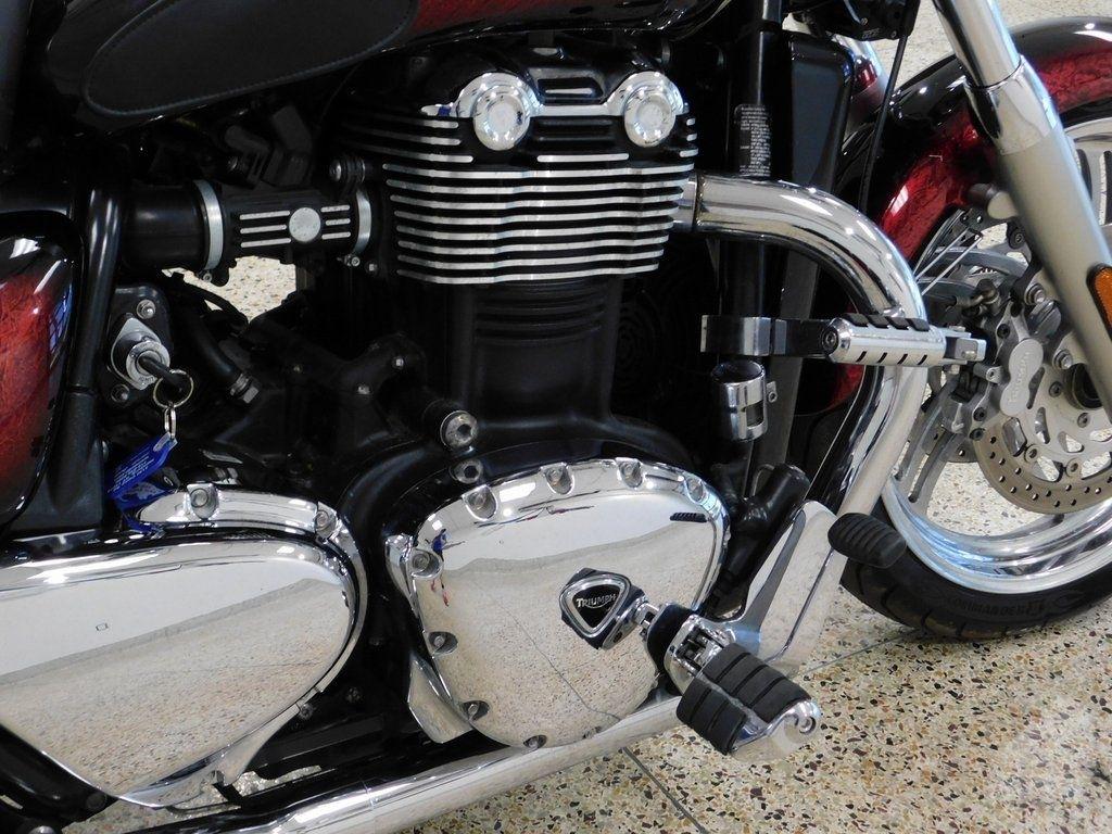 Triumph Thunderbird ABS  2012