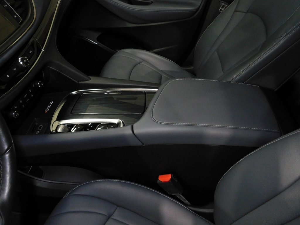 Buick Enclave Essence AWD 2024