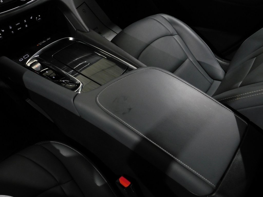 Buick Enclave Essence AWD 2024