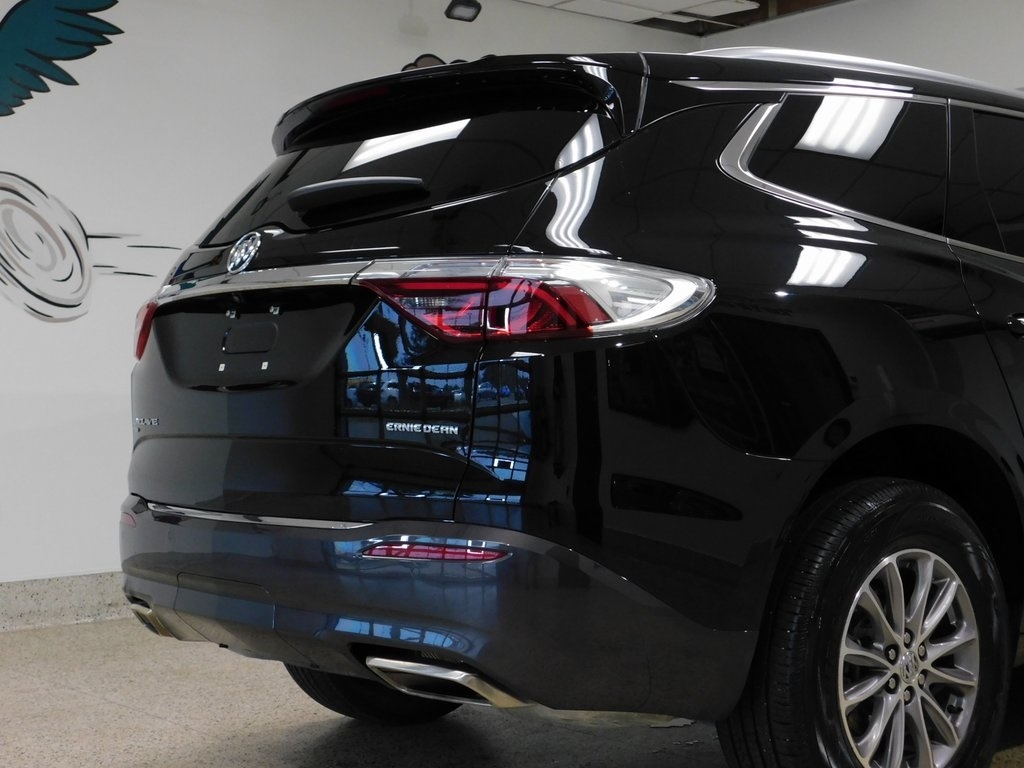 Buick Enclave Essence AWD 2024