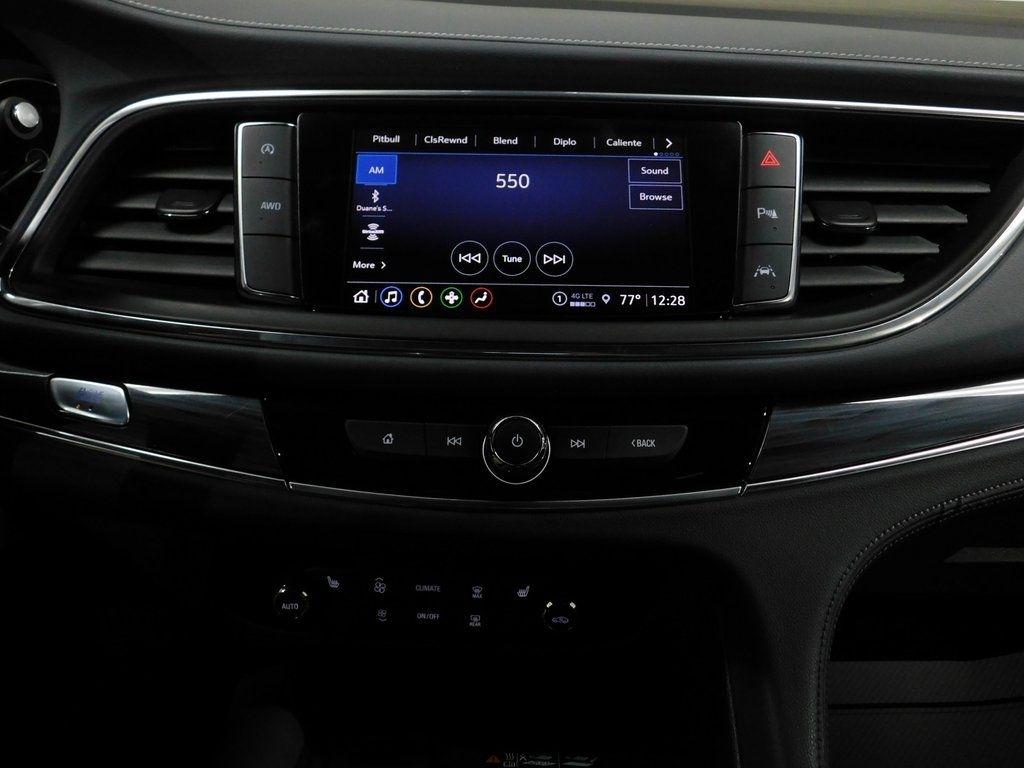 Buick Enclave Essence AWD 2024