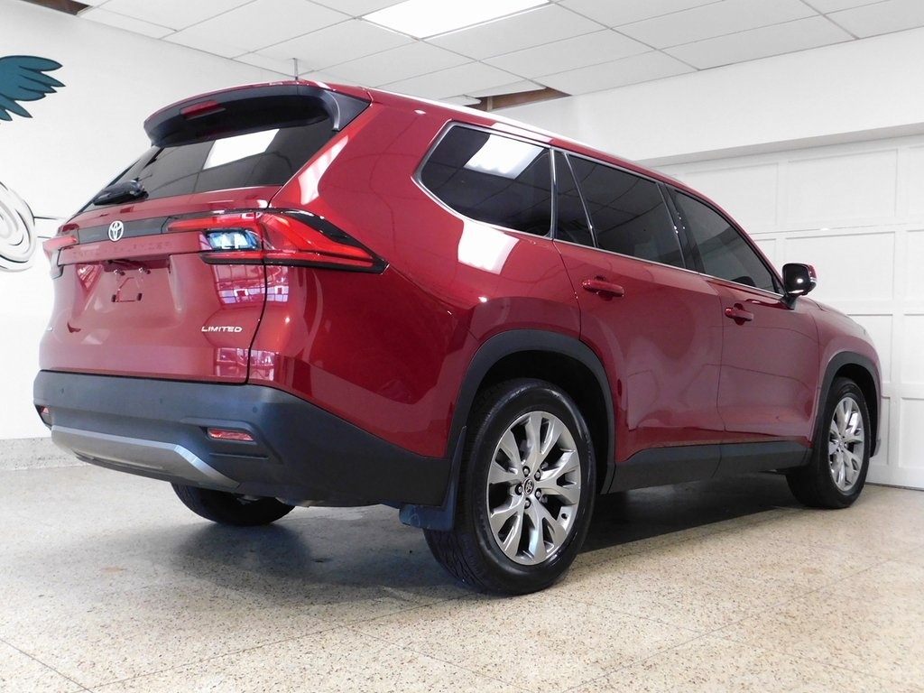 2024 Toyota Grand Highlander Limited AWD photo 4