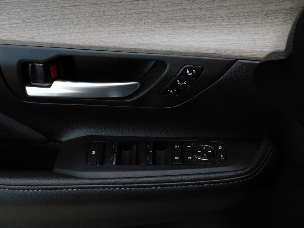 Toyota Grand Highlander Limited AWD 2024