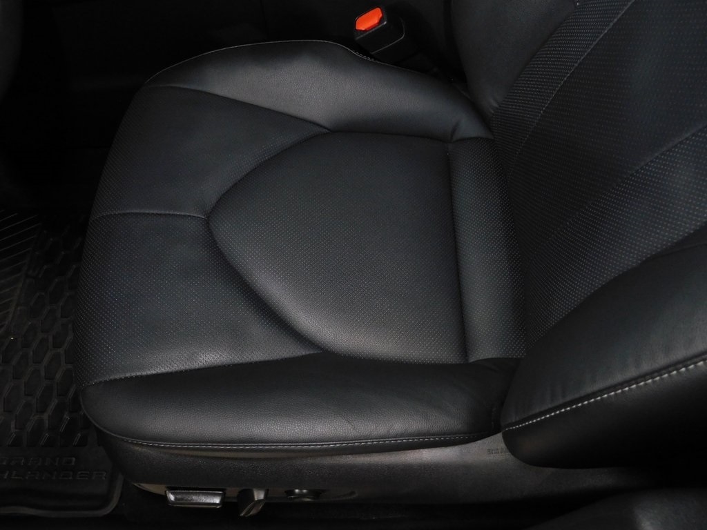 Toyota Grand Highlander Limited AWD 2024