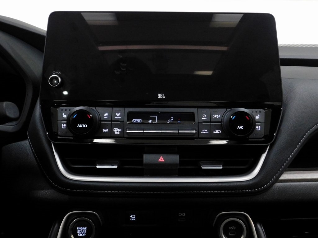 Toyota Grand Highlander Limited AWD 2024