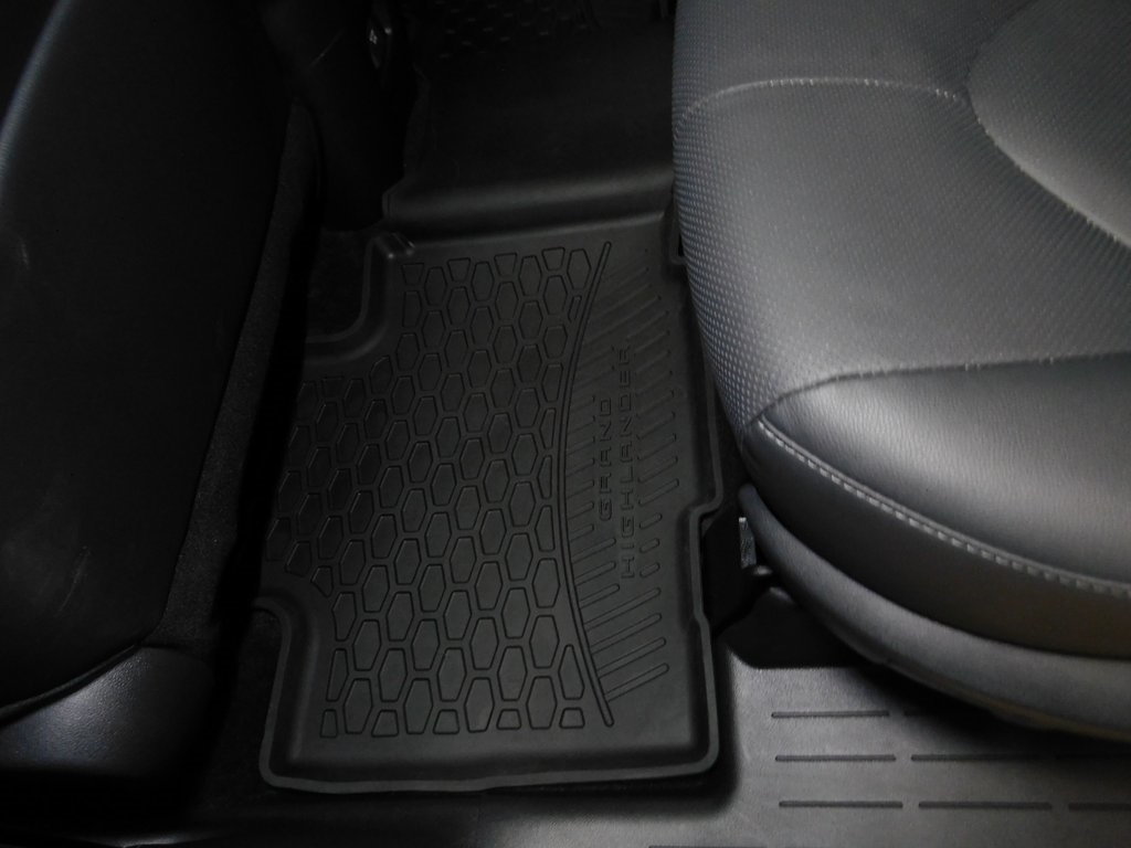 Toyota Grand Highlander Limited AWD 2024