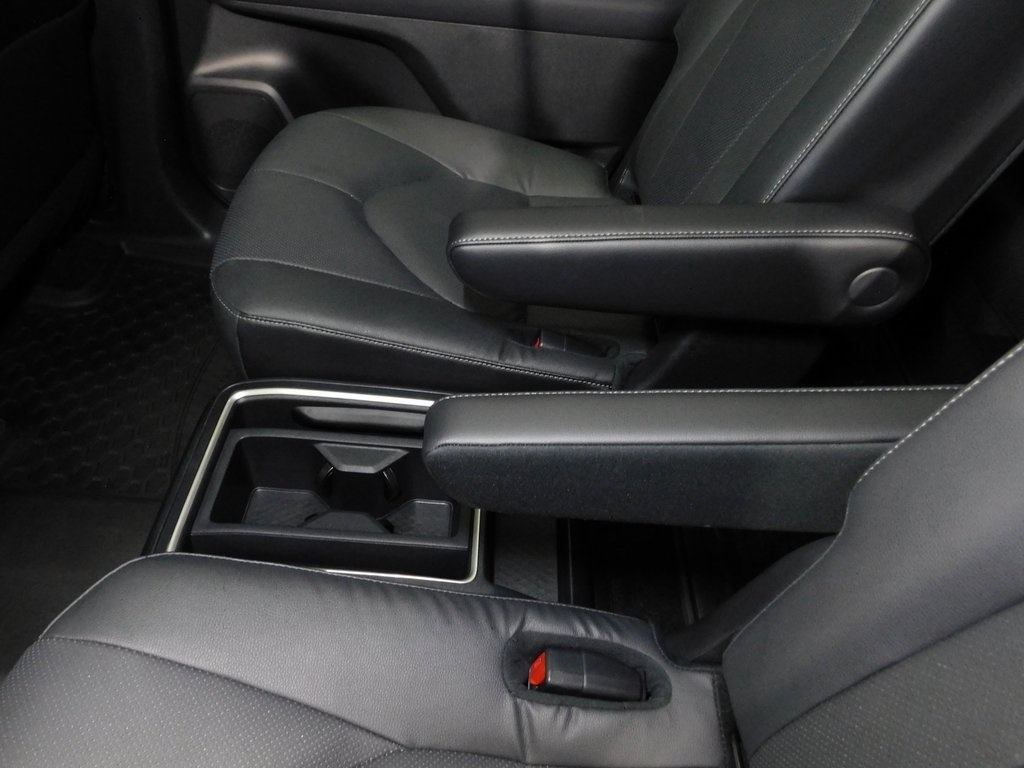 Toyota Grand Highlander Limited AWD 2024