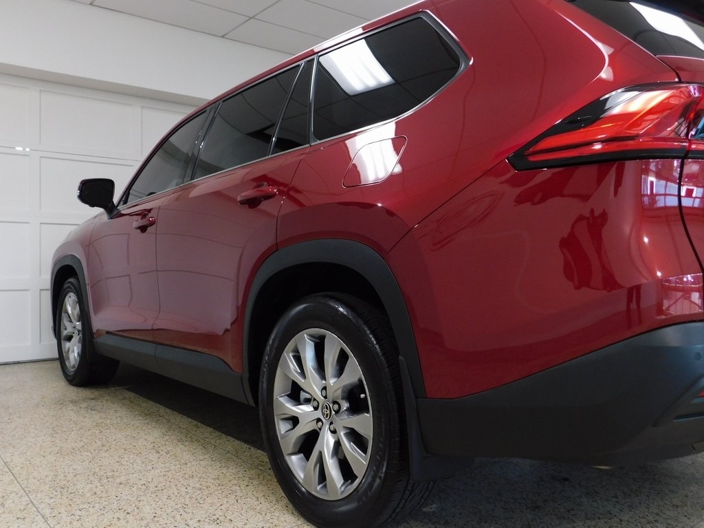 Toyota Grand Highlander Limited AWD 2024