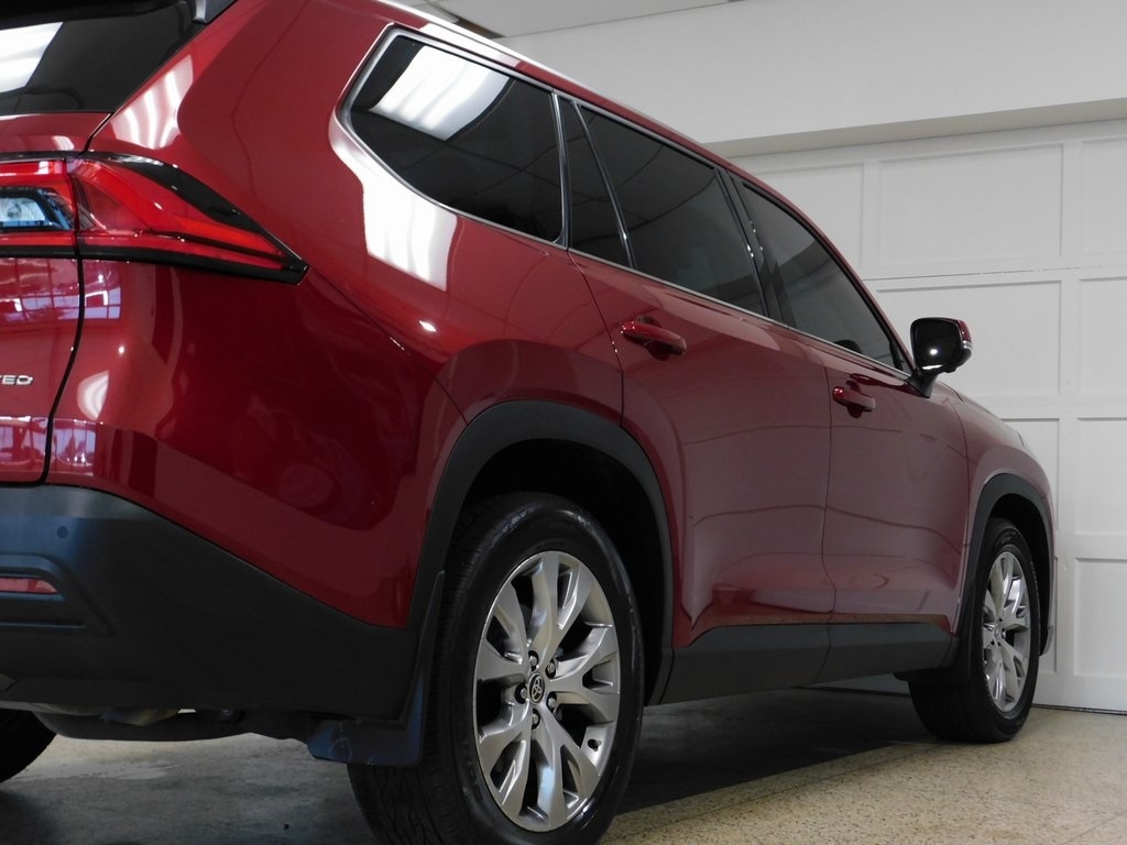 Toyota Grand Highlander Limited AWD 2024
