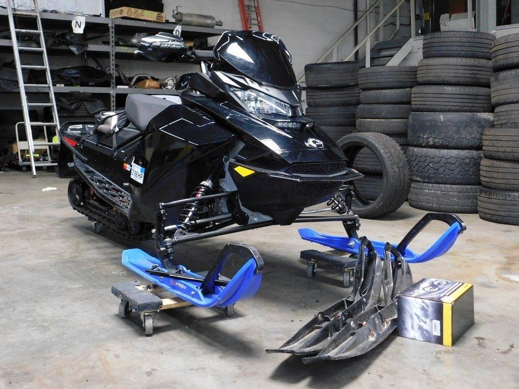 Ski-Doo MXZ  2022