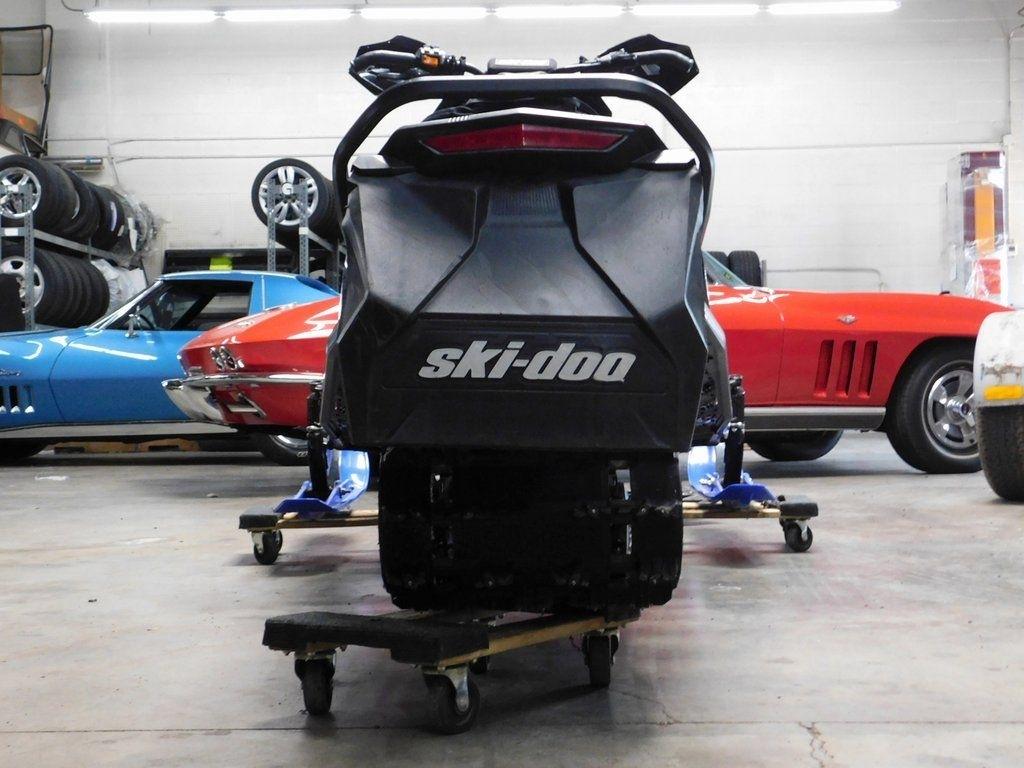 Ski-Doo MXZ  2022