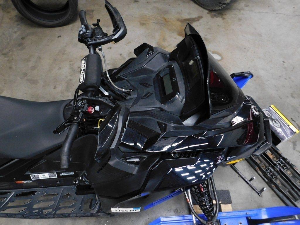 Ski-Doo MXZ  2022