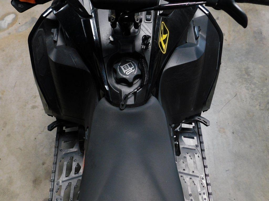 Ski-Doo MXZ  2022