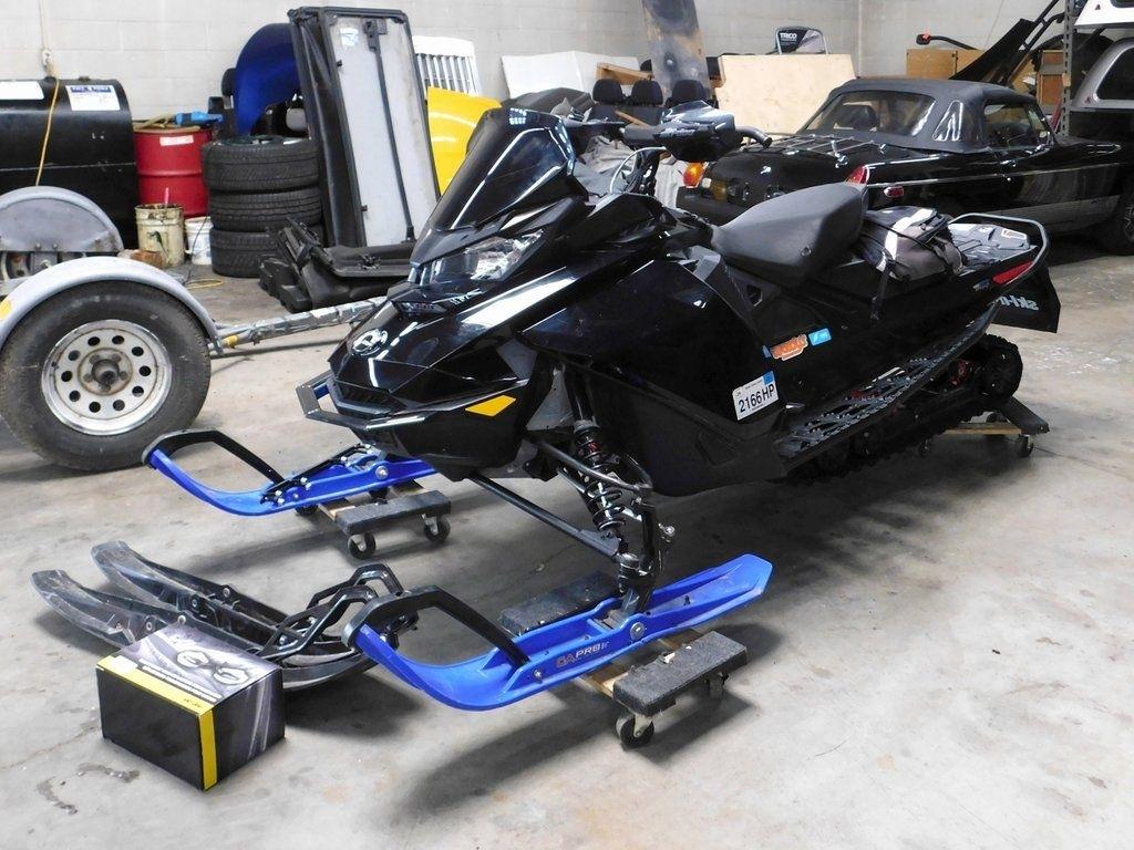 Ski-Doo MXZ  2022