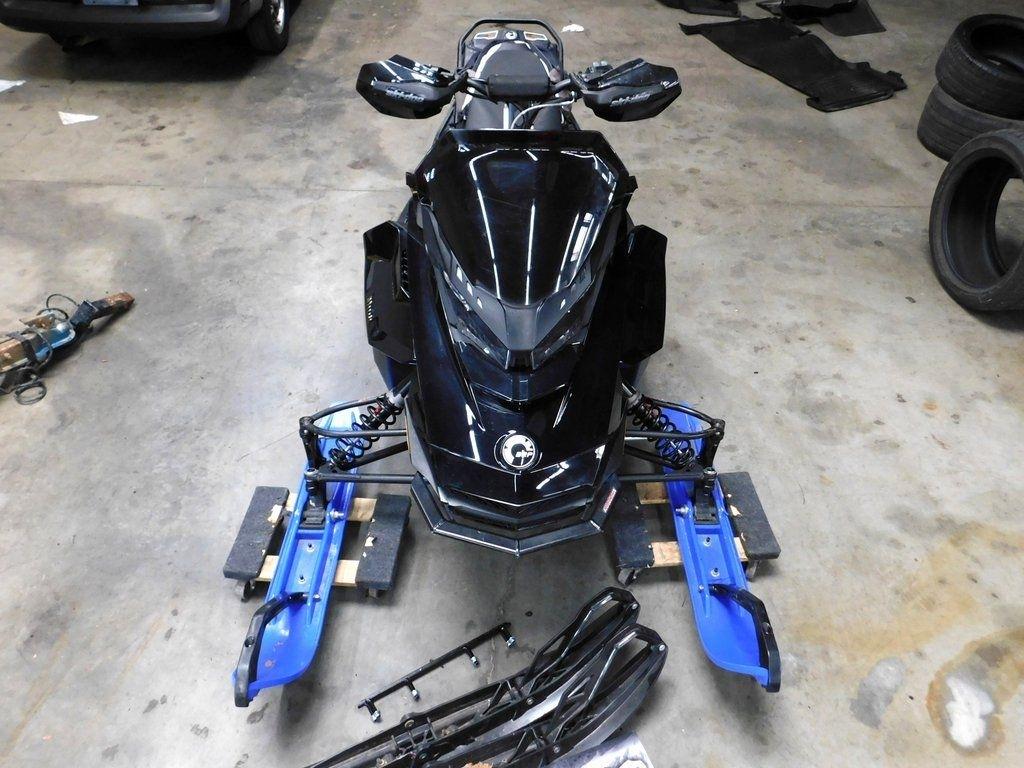 Ski-Doo MXZ  2022