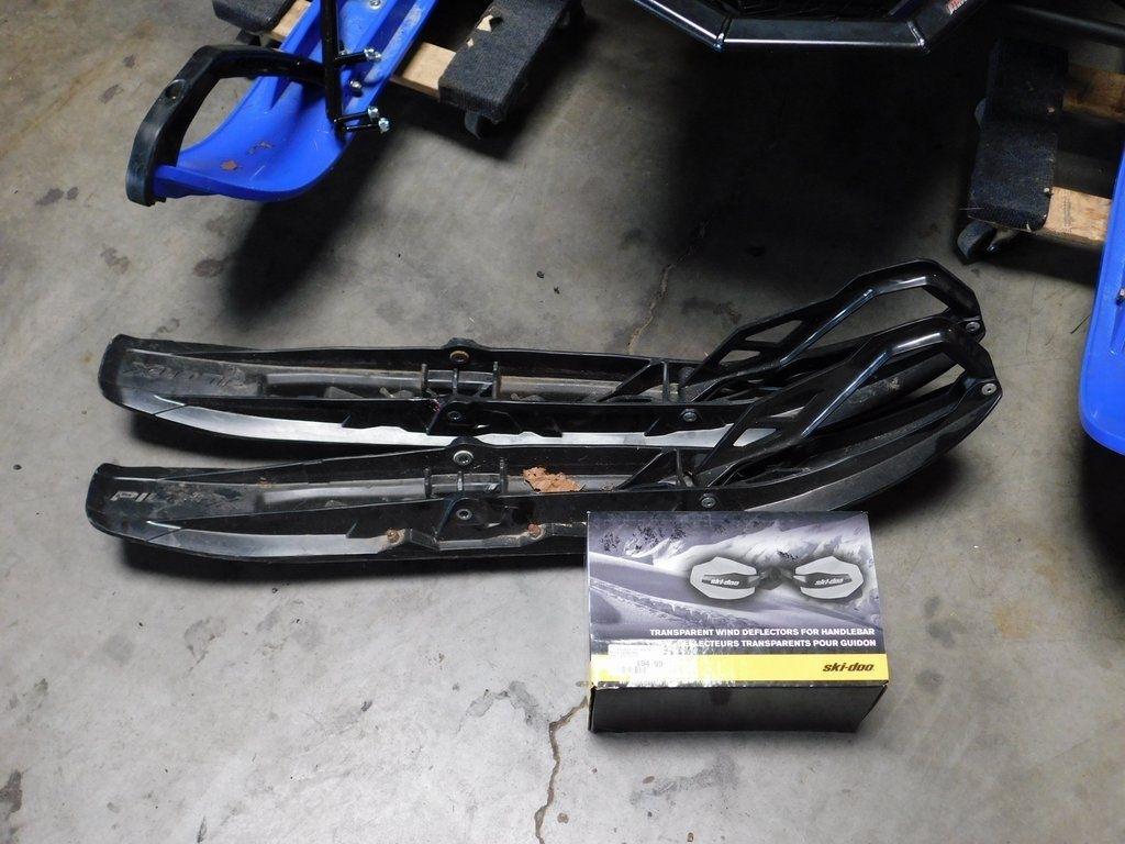 Ski-Doo MXZ  2022