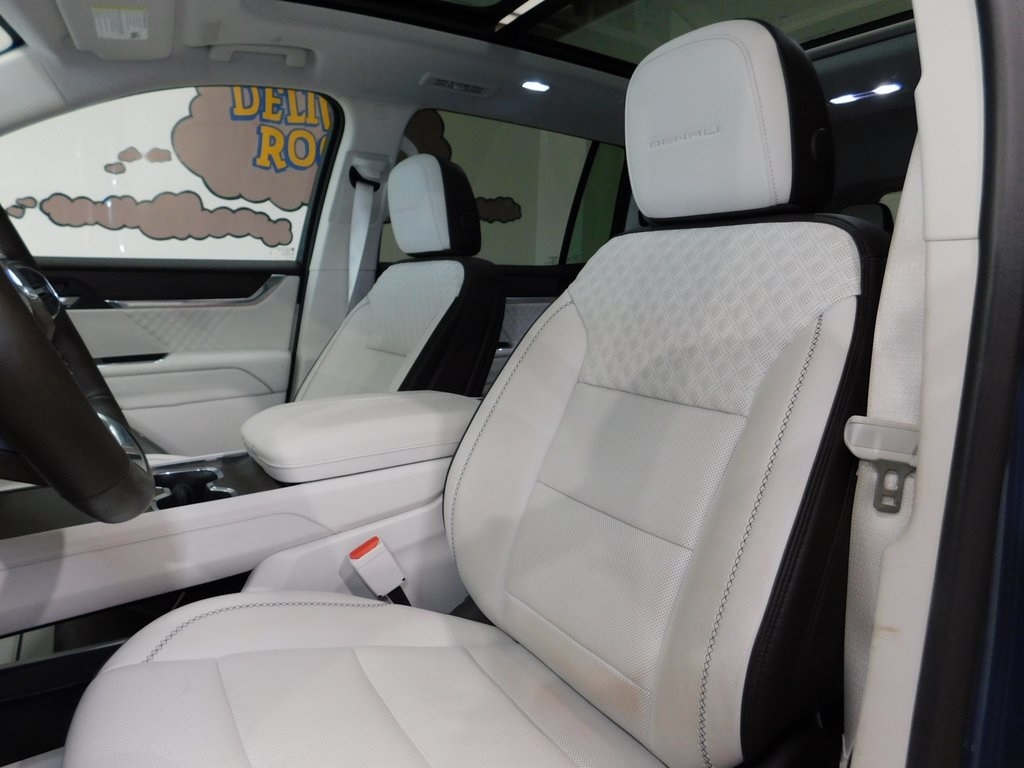 GMC Acadia Denali AWD 2024