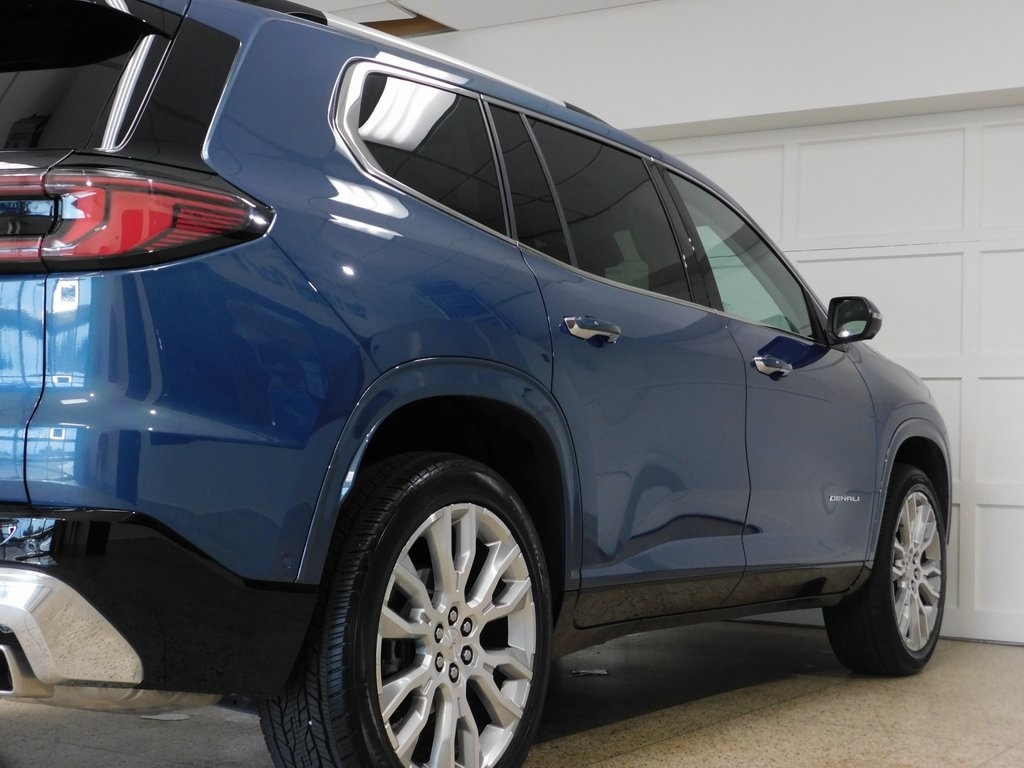 GMC Acadia Denali AWD 2024