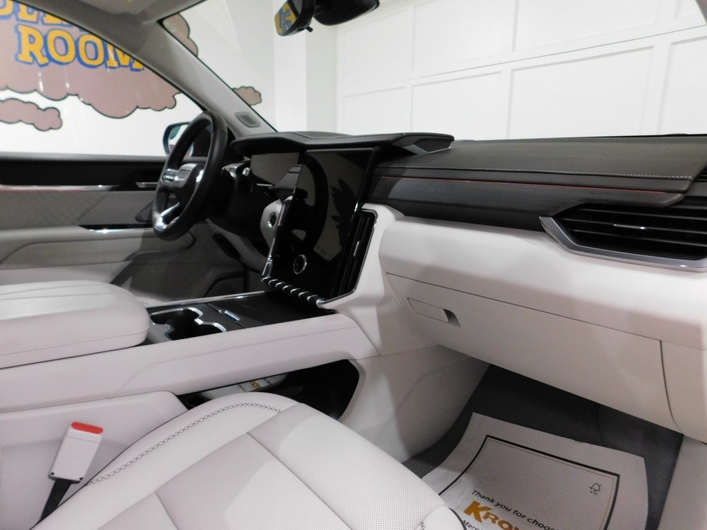 GMC Acadia Denali AWD 2024