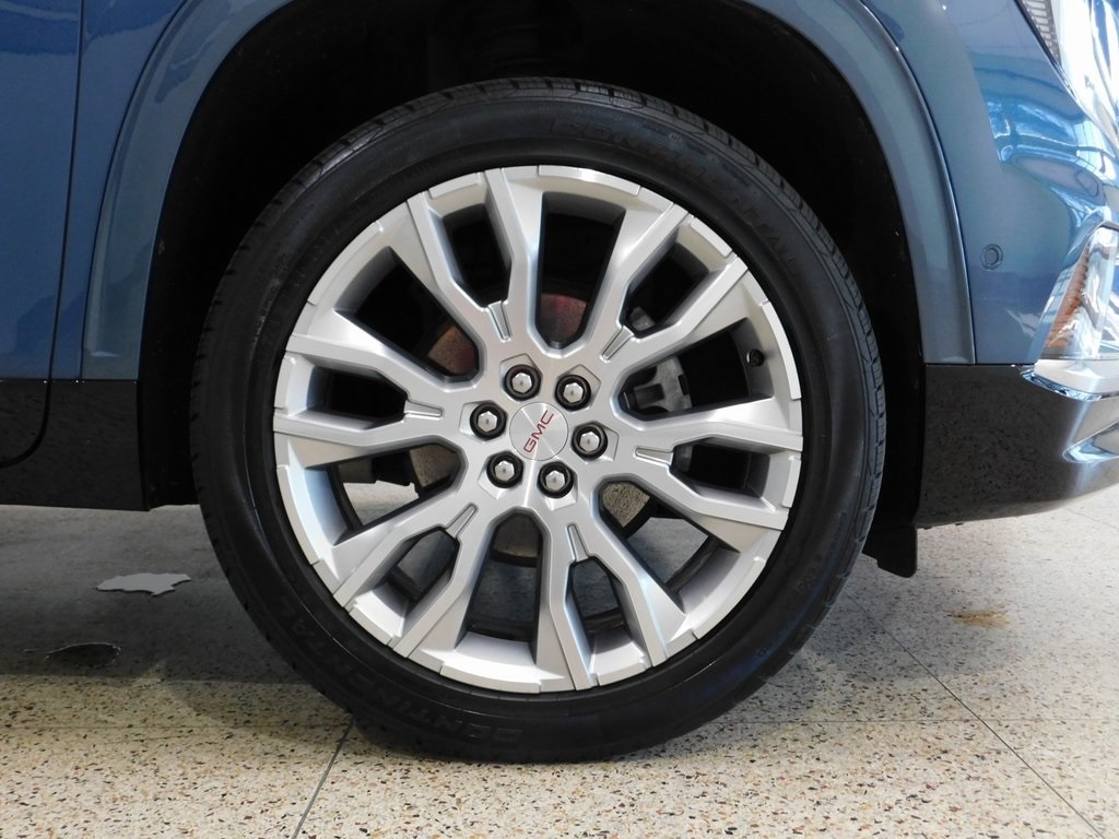 GMC Acadia Denali AWD 2024