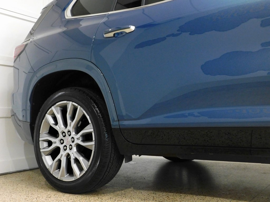 GMC Acadia Denali AWD 2024