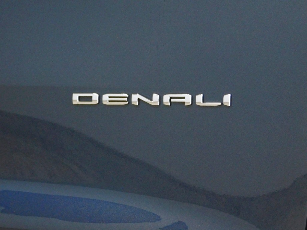 GMC Acadia Denali AWD 2024