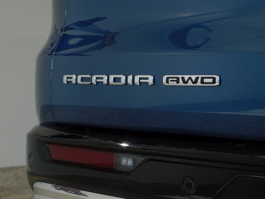 GMC Acadia Denali AWD 2024