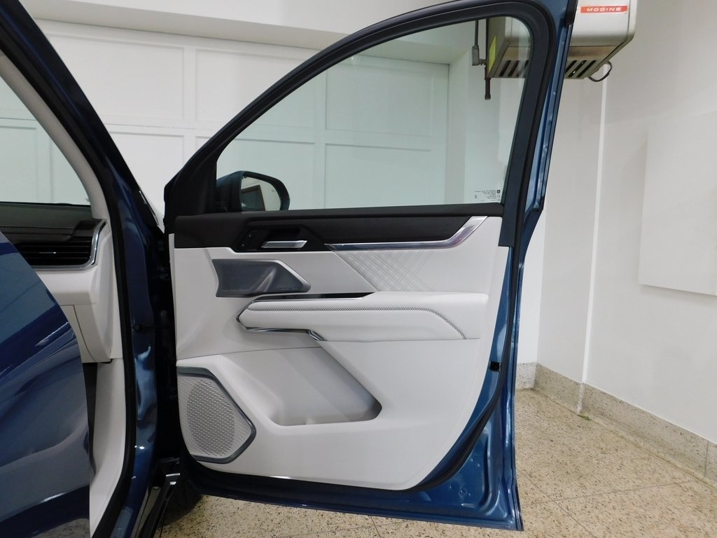 GMC Acadia Denali AWD 2024