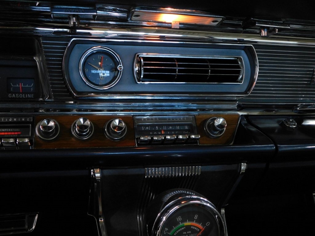 Pontiac Grand Prix  1964