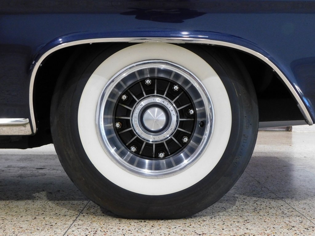 Pontiac Grand Prix  1964