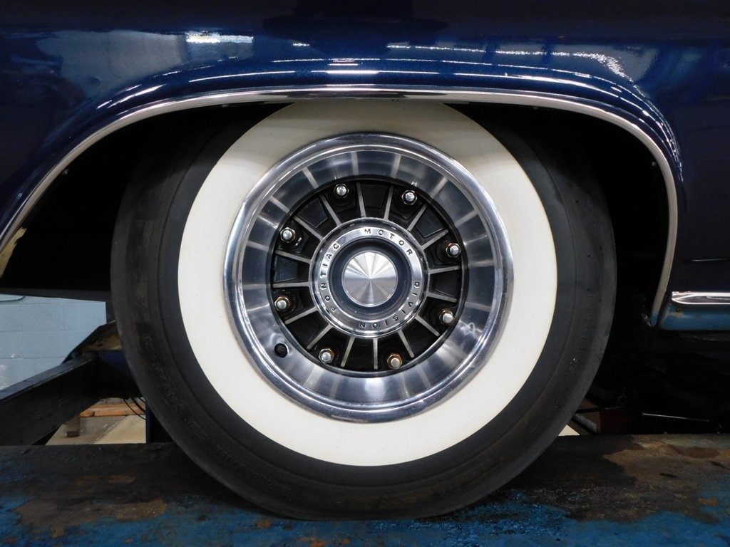 Pontiac Grand Prix  1964