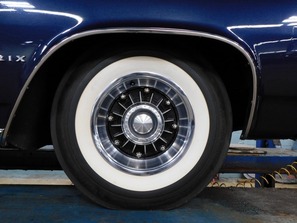 Pontiac Grand Prix  1964