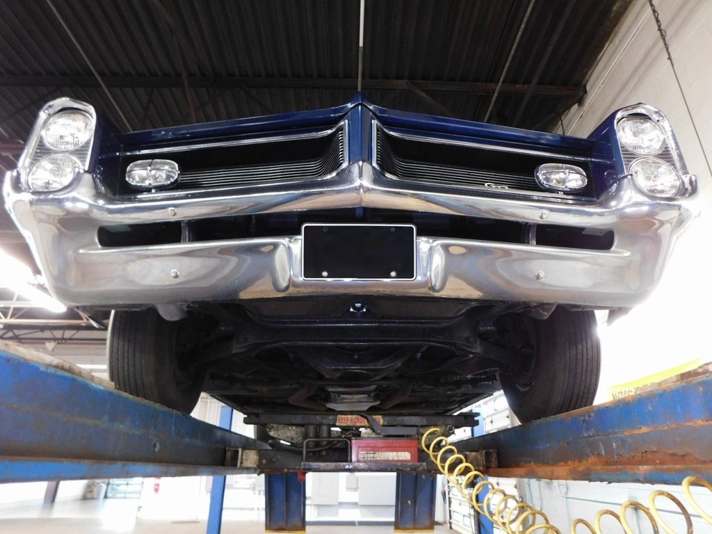 Pontiac Grand Prix  1964