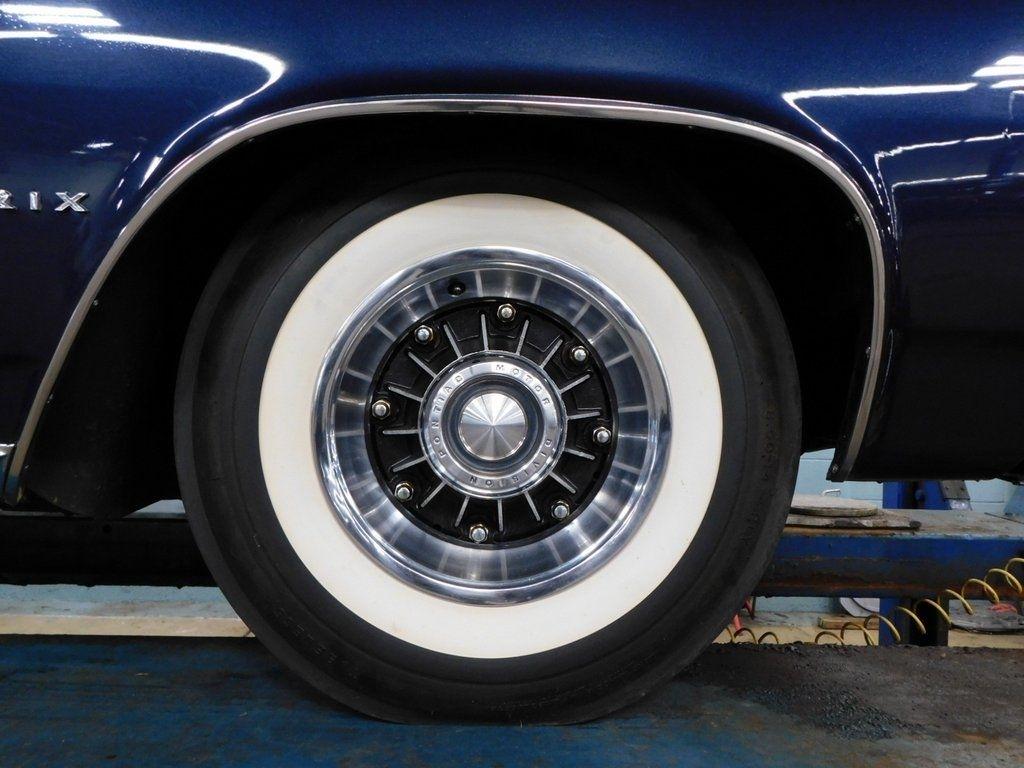 Pontiac Grand Prix  1964