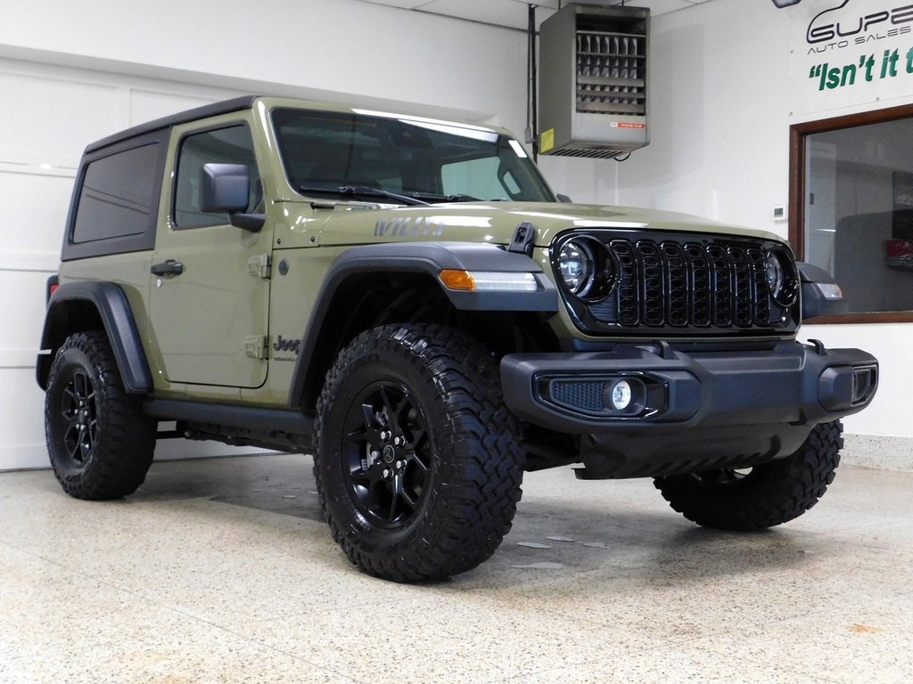 2025 Jeep Wrangler Sport photo 3