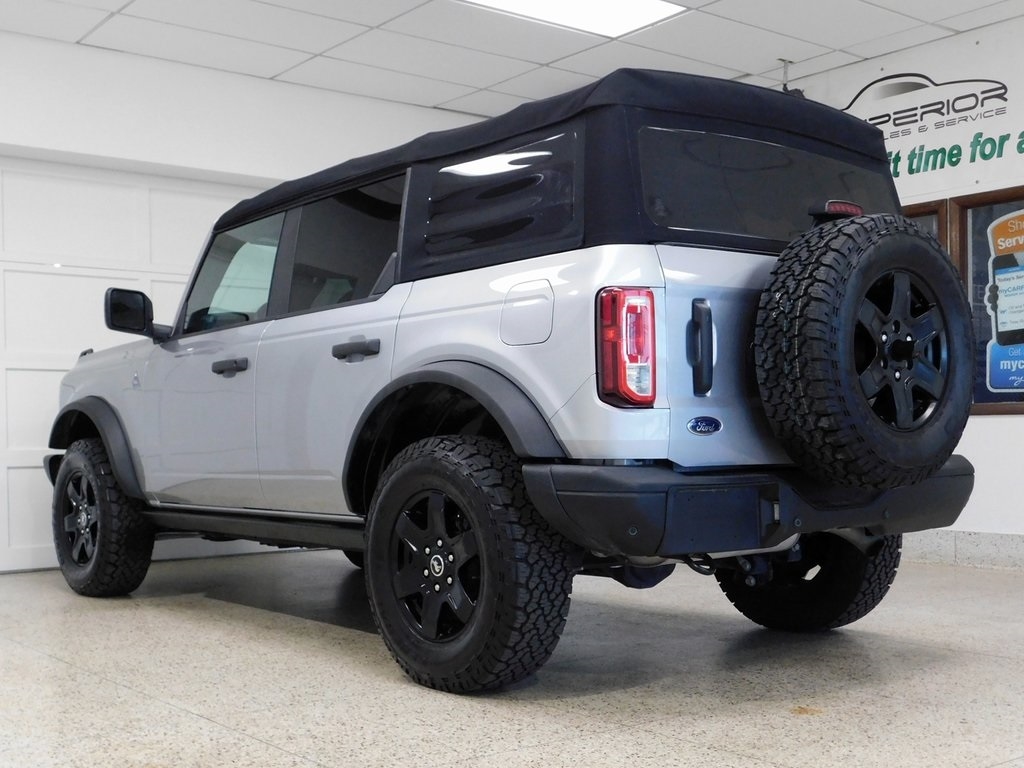 2022 Ford Bronco Base Big Bend Black Diamond Outer Banks photo 5