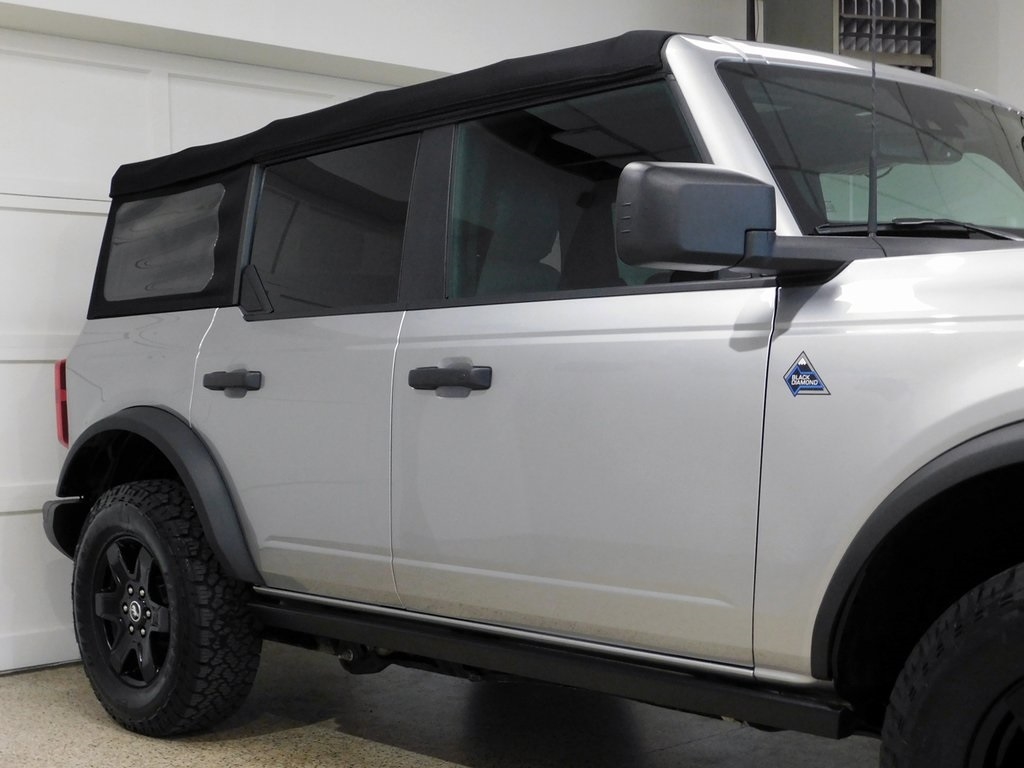 2022 Ford Bronco Base Big Bend Black Diamond Outer Banks photo 9