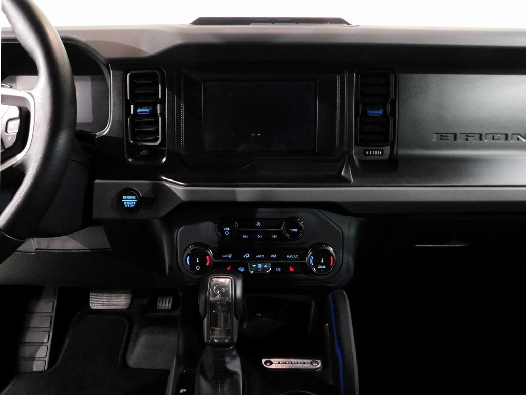 2022 Ford Bronco Base Big Bend Black Diamond Outer Banks photo 38