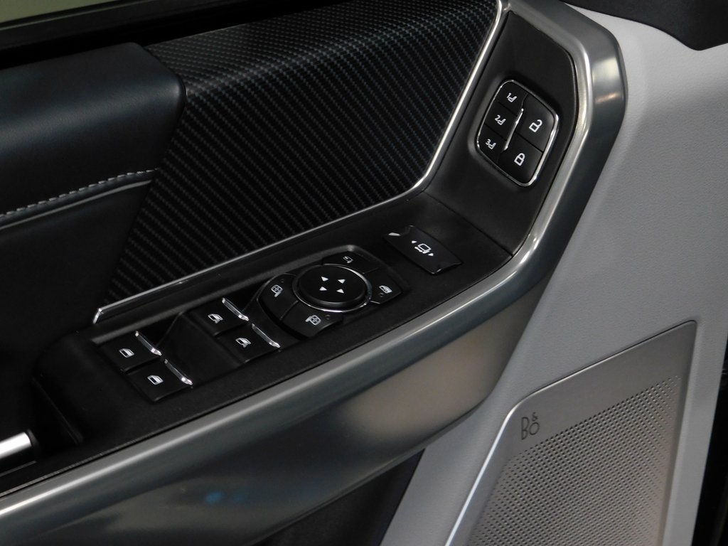 Ford F-250 SD Limited Crew Cab 4WD 2023