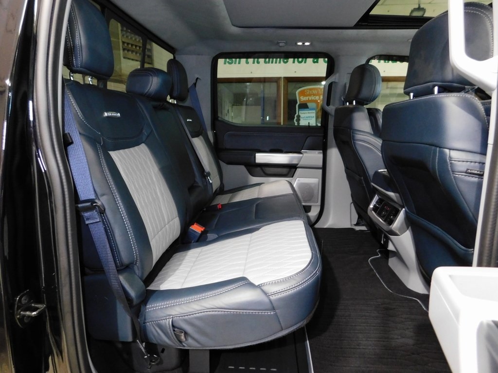 Ford F-250 SD Limited Crew Cab 4WD 2023