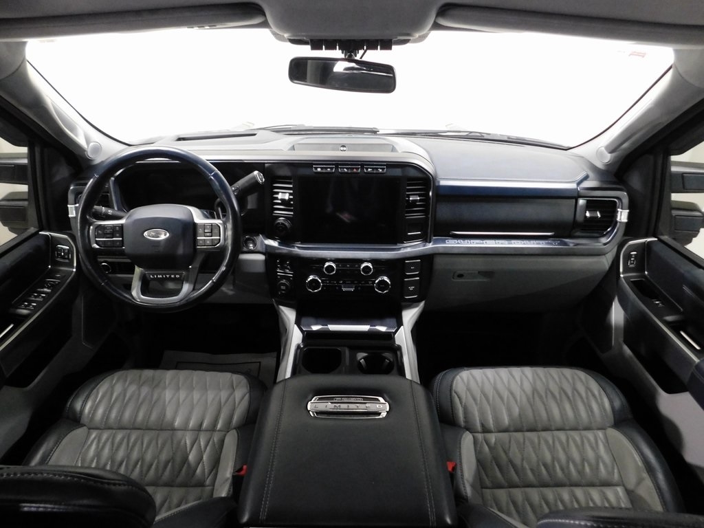 Ford F-250 SD Limited Crew Cab 4WD 2023