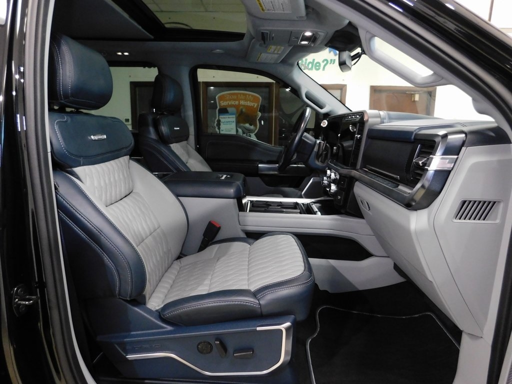 Ford F-250 SD Limited Crew Cab 4WD 2023