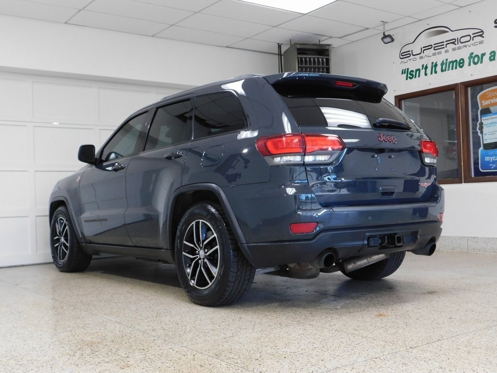2018 Jeep Grand Cherokee Trailhawk photo 2