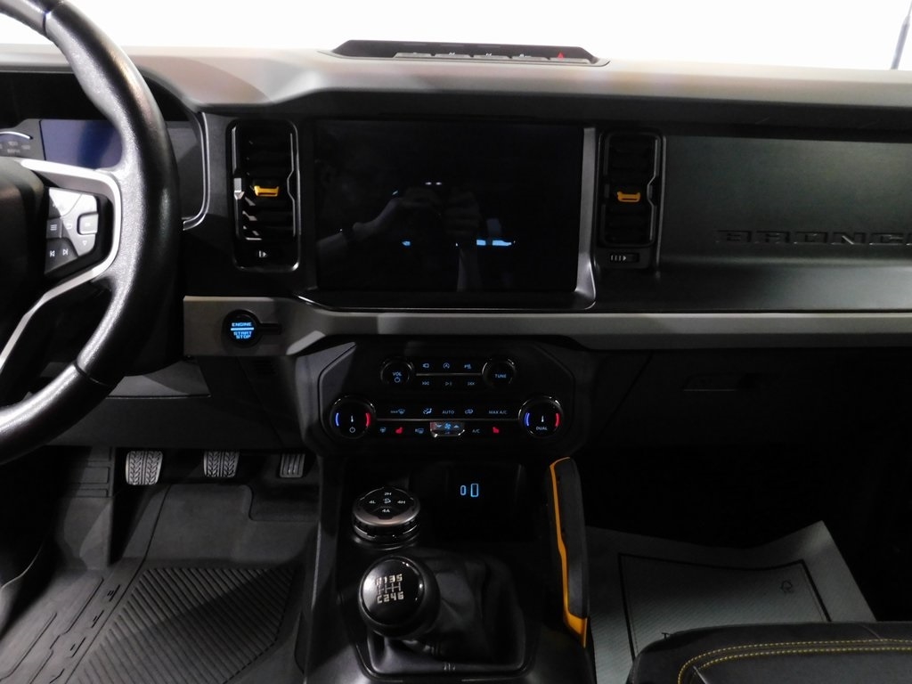 2022 Ford Bronco Base Big Bend Black Diamond Outer Banks Badlands Wildtrak Everglades photo 38