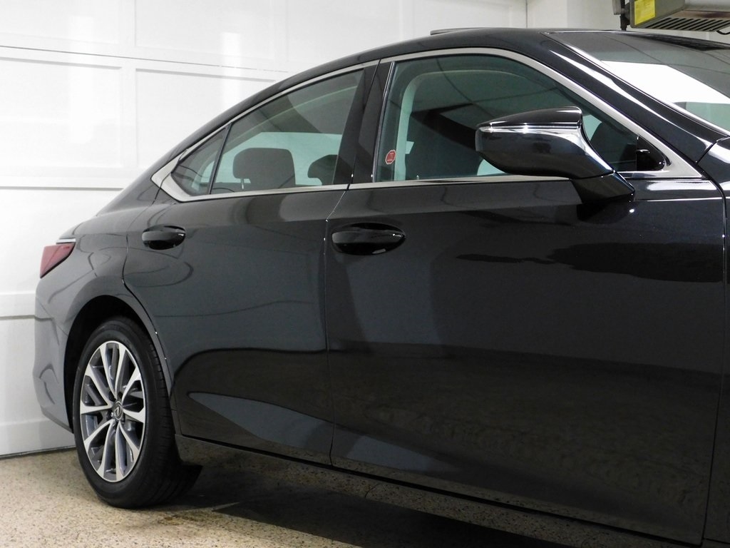 2022 Lexus ES 350 Base photo 8